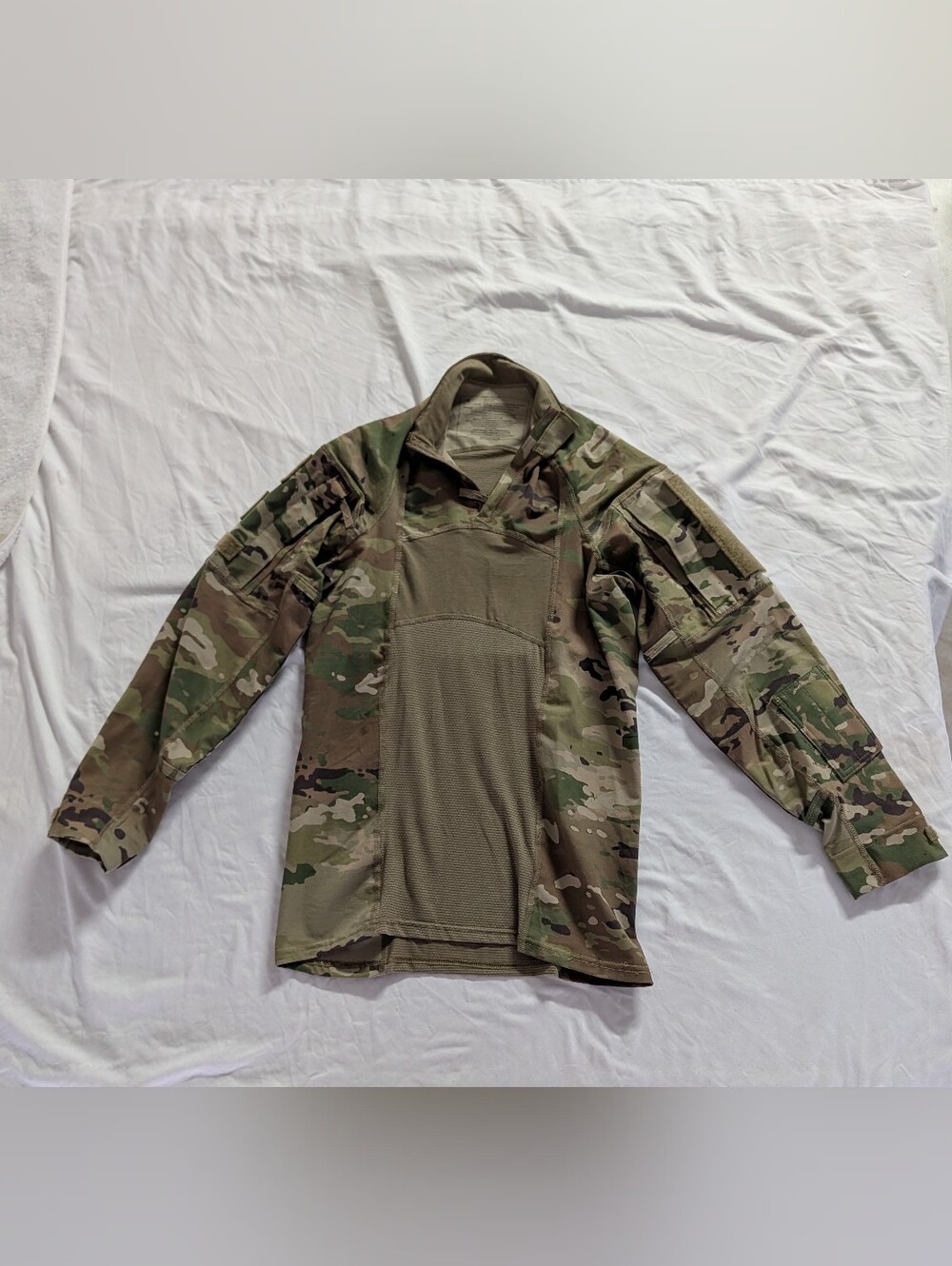 U.S. Military OCP Flame Resistant Advanced Combat Shirt (ACS) - Size Small